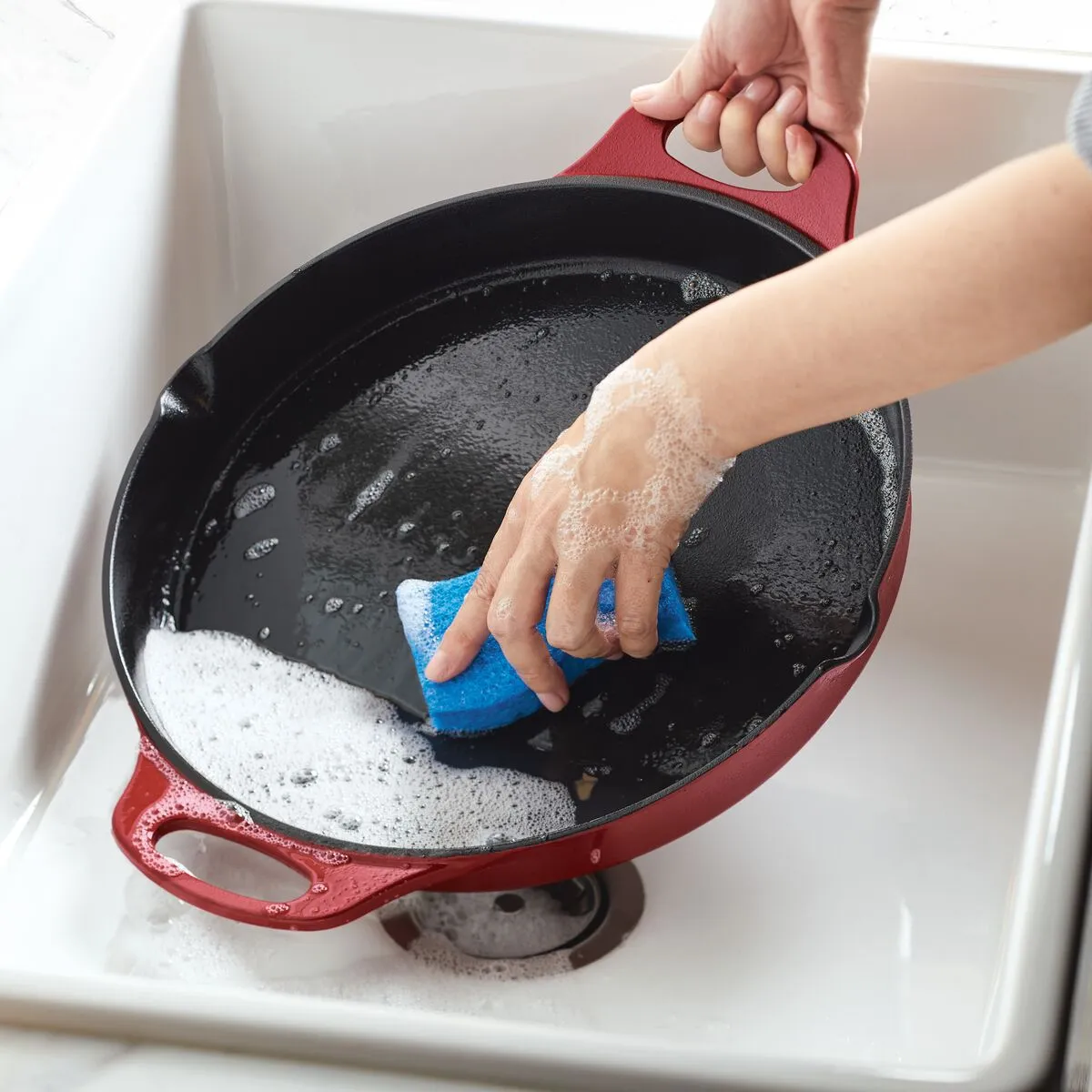 14-Inch NITRO Cast Iron Skillet