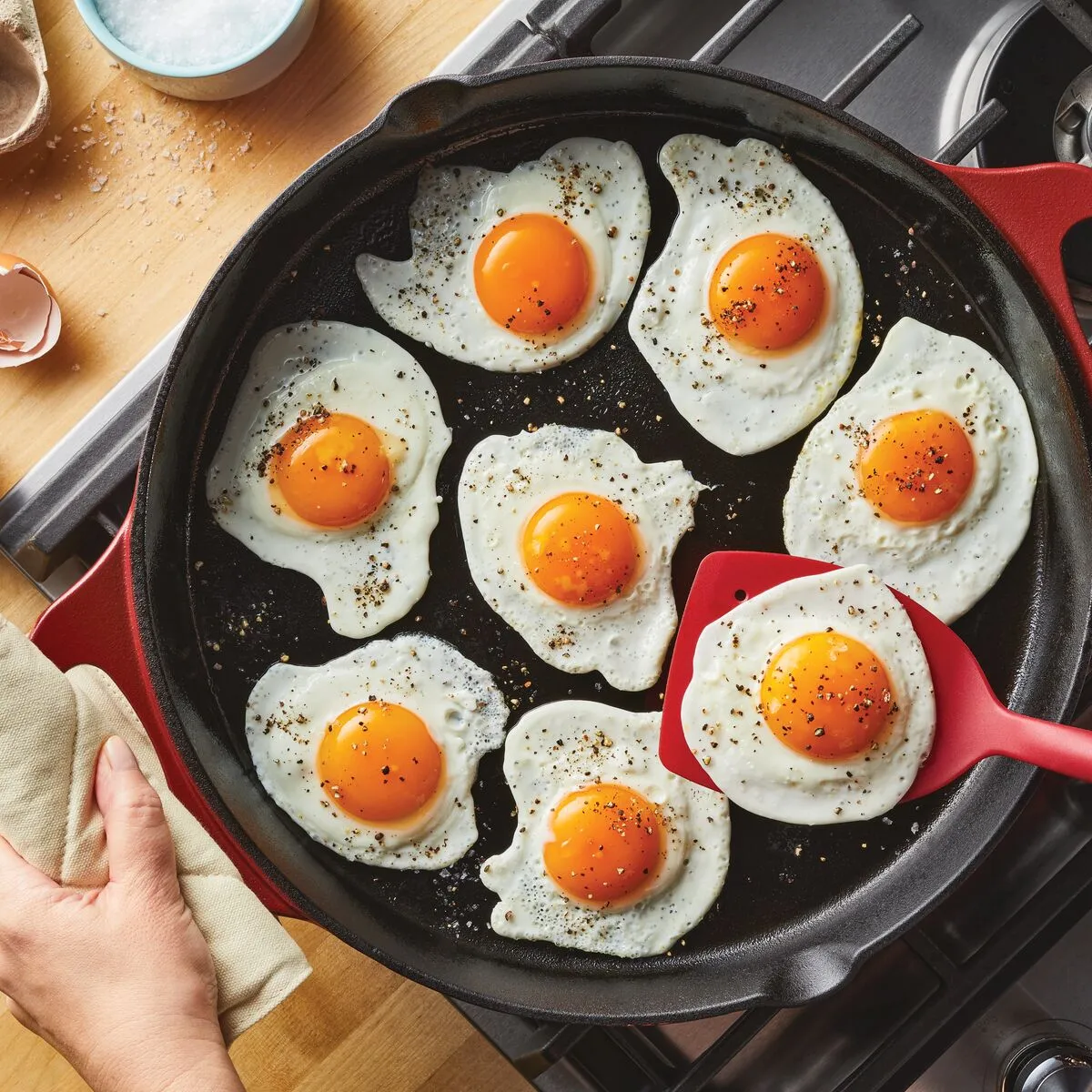 14-Inch NITRO Cast Iron Skillet