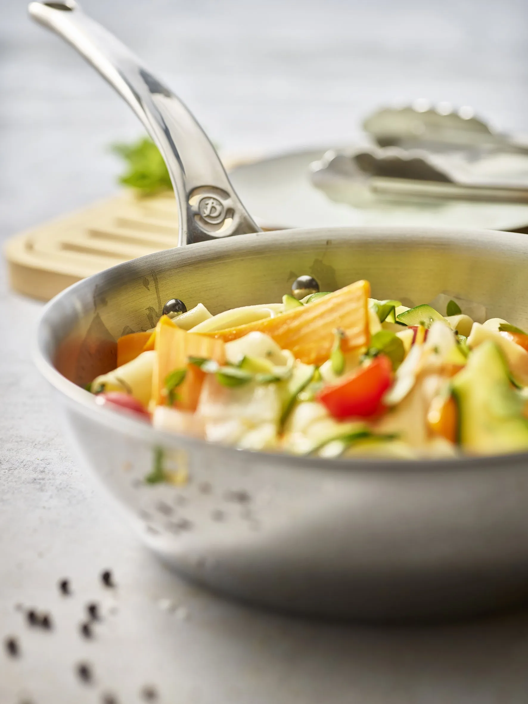 AFFINITY 5-ply Stainless Steel Rounded Sauté Pan