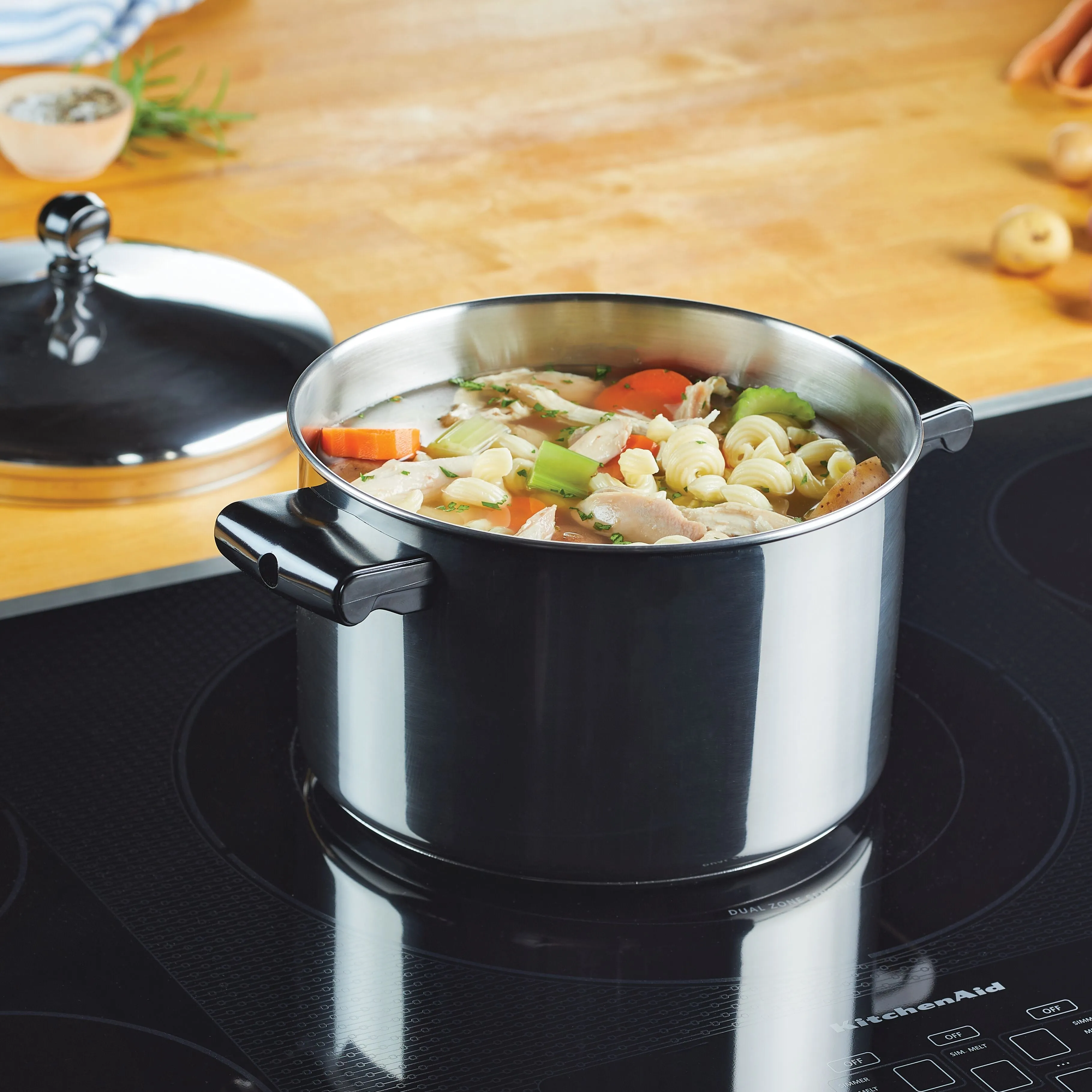 Classic Series Stainless Steel 4-Qt. Saucepot