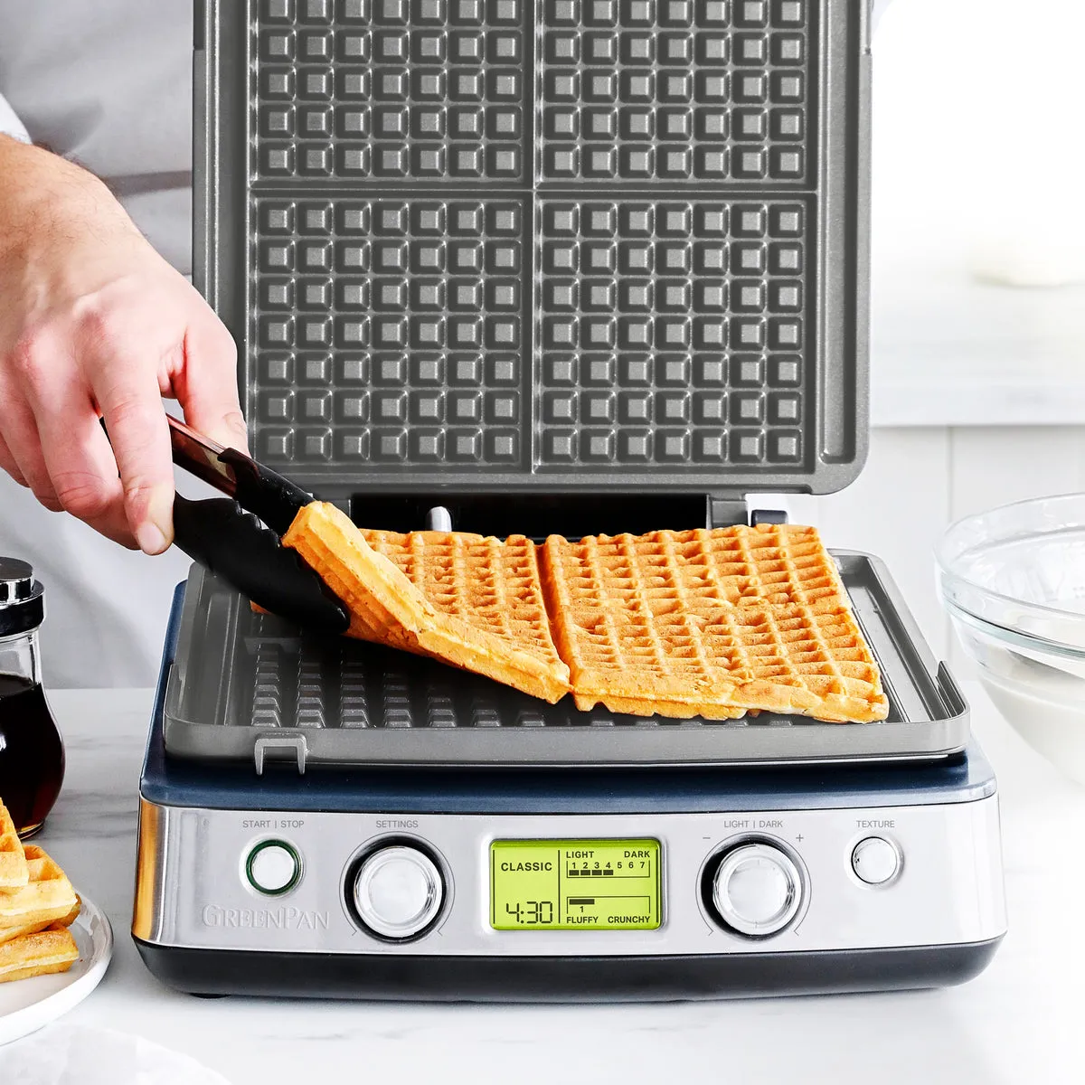 Elite Ceramic Nonstick 4-Square Waffle Maker | Oxford Blue