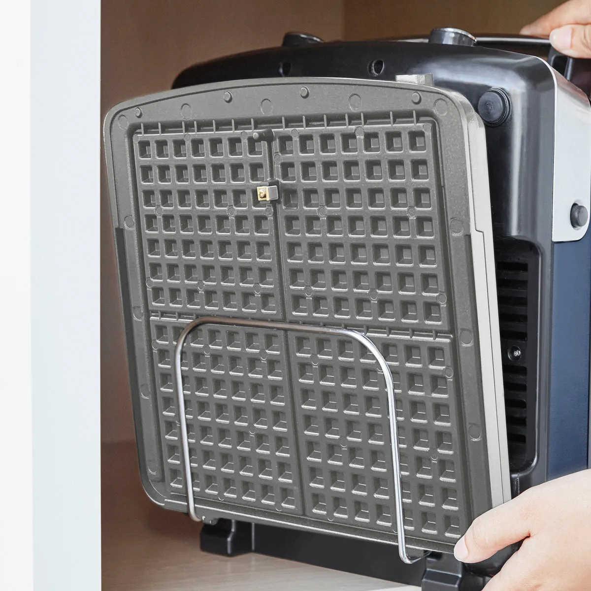 Elite Ceramic Nonstick 4-Square Waffle Maker | Oxford Blue