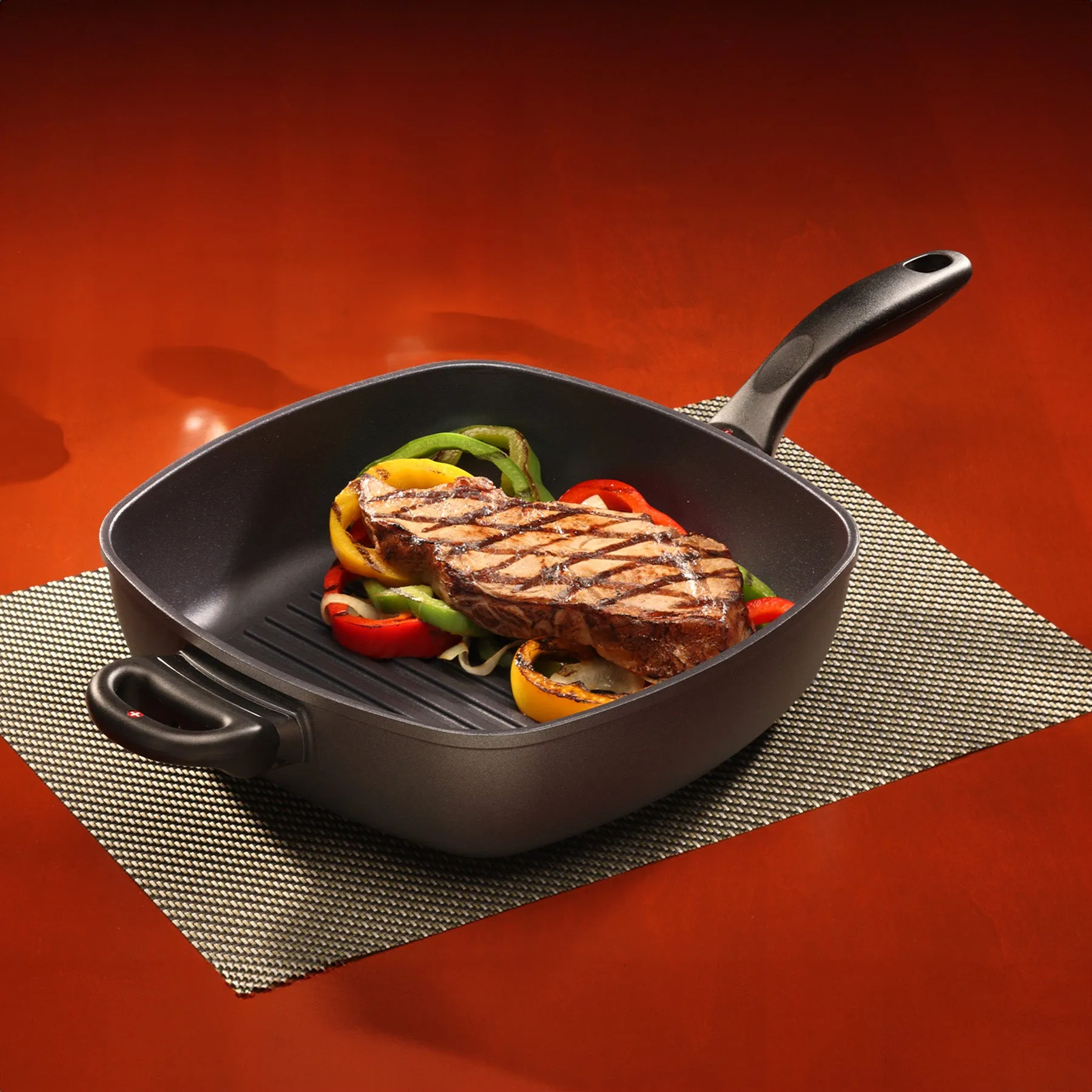 HD Nonstick 11" x 11" Deep Square Grill Pan