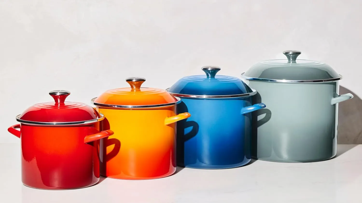 Le Creuset 10 Qt. Traditional Stockpot w/SS Knob - Flame