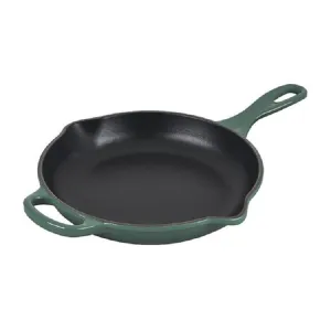 Le Creuset 9" Artichaut Cast Iron Signature Skillet