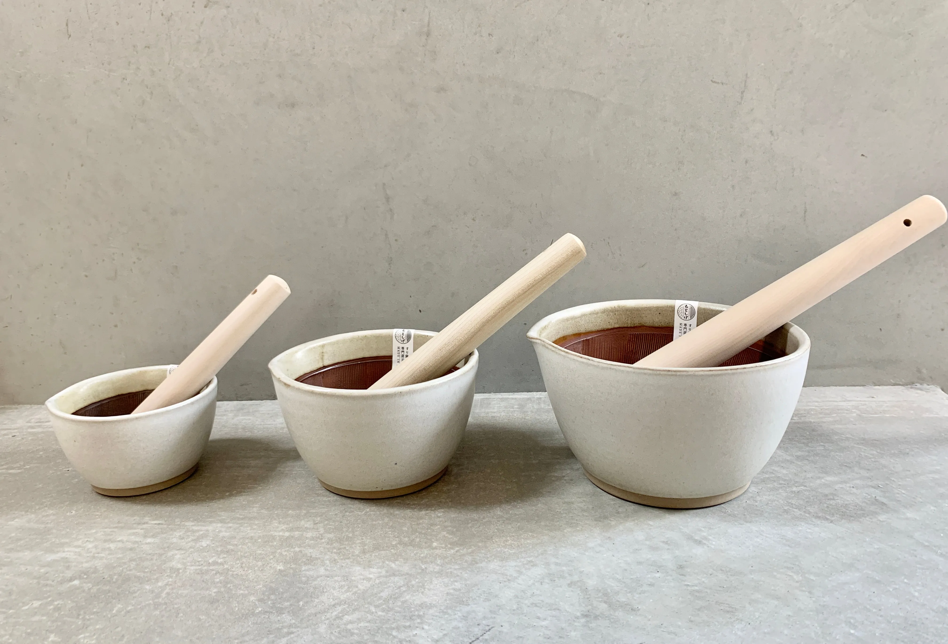 Mujun Motoshige Suri Bowl - Japanese Ceramic Mortar and Pestle