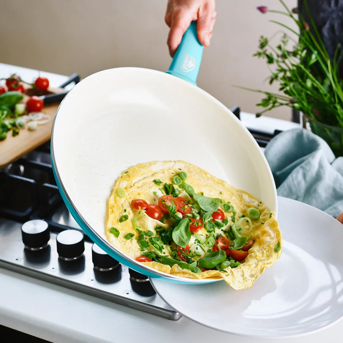 Soft Grip 16-Piece Cookware Set