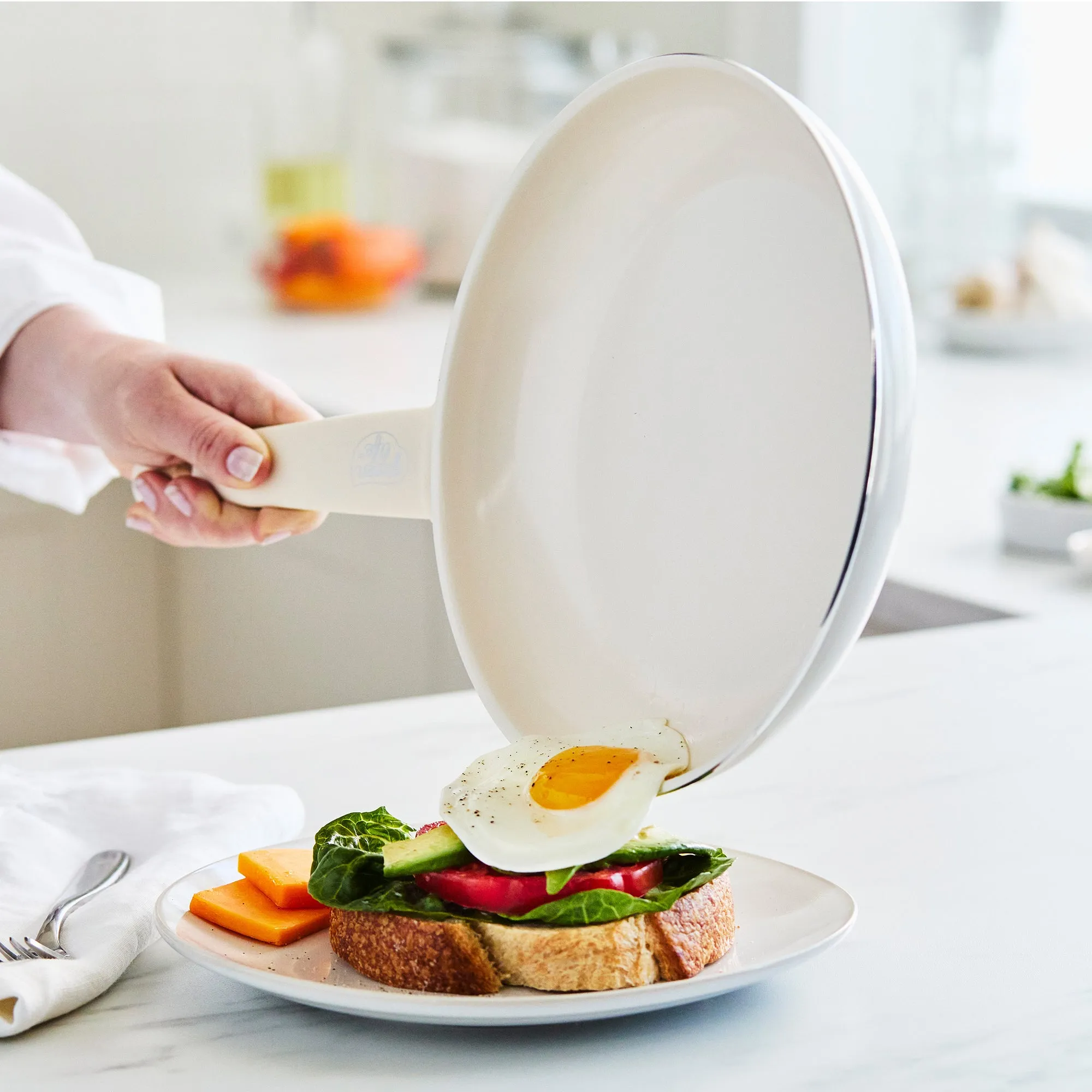 Soft Grip 16-Piece Cookware Set