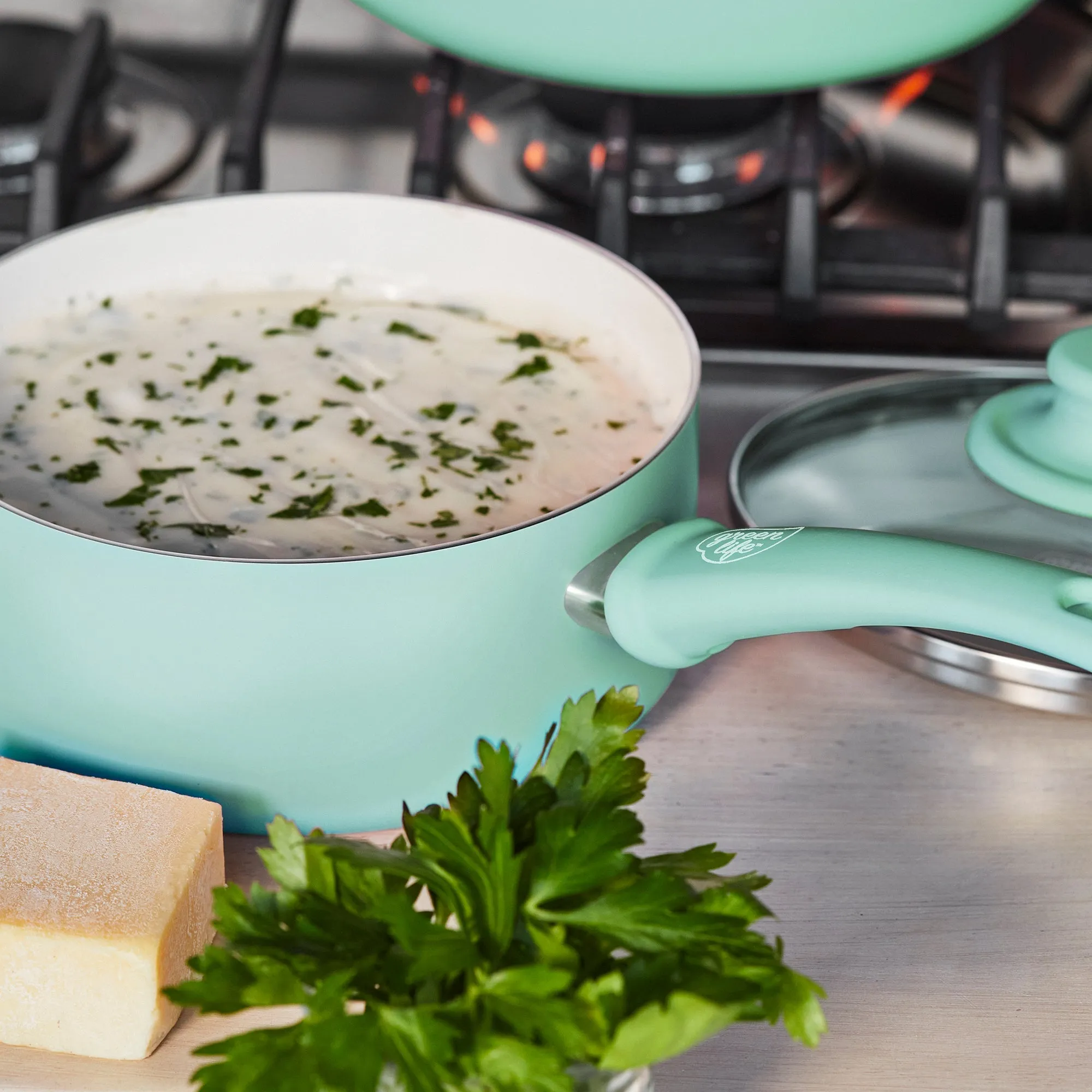 Soft Grip 16-Piece Cookware Set