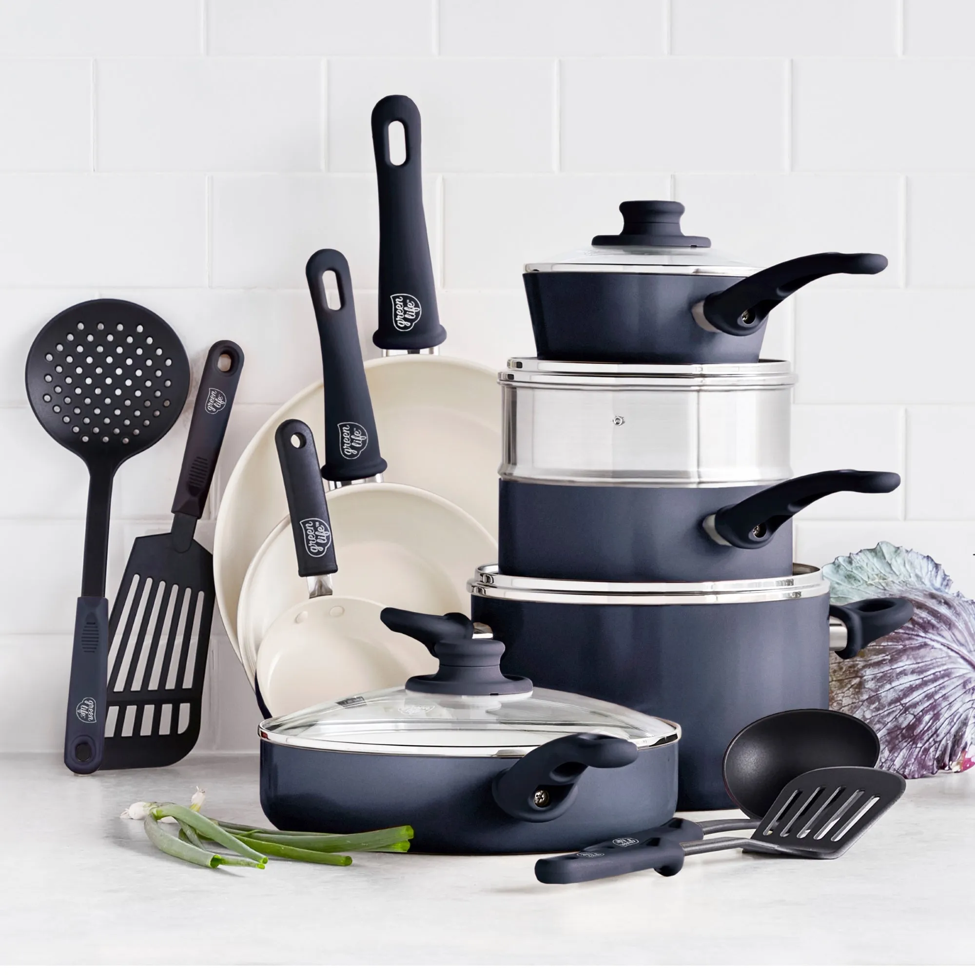 Soft Grip 16-Piece Cookware Set