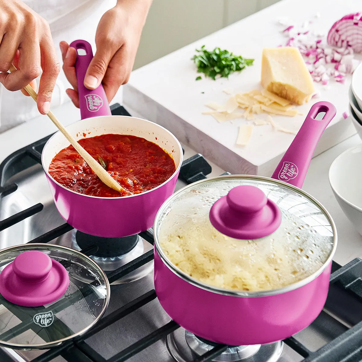 Soft Grip 16-Piece Cookware Set