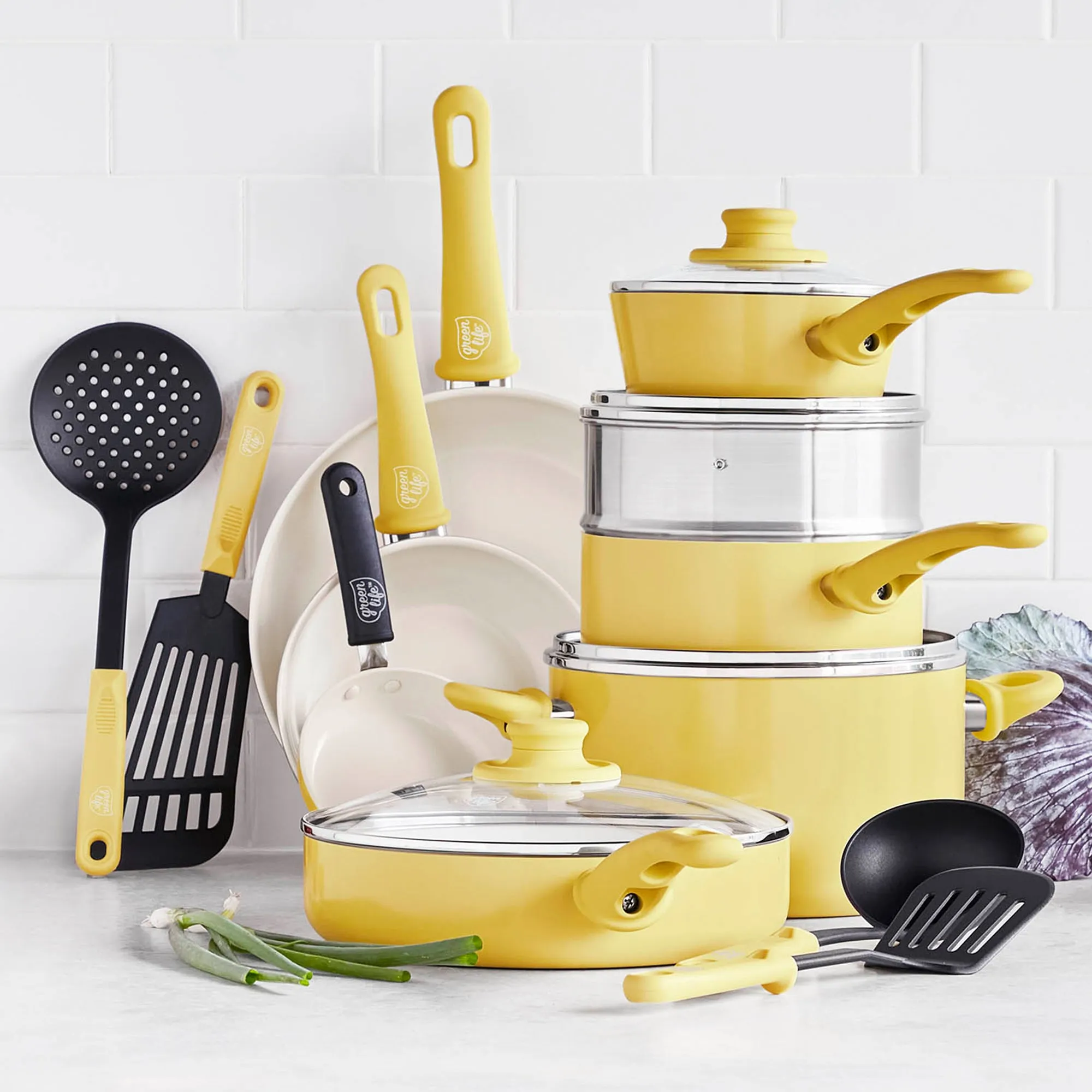 Soft Grip 16-Piece Cookware Set