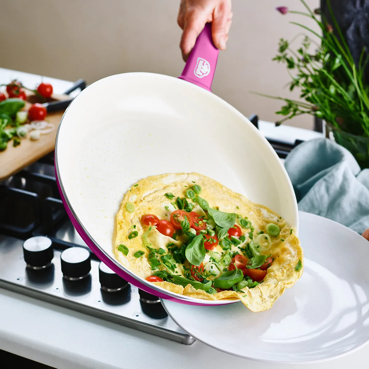 Soft Grip 16-Piece Cookware Set