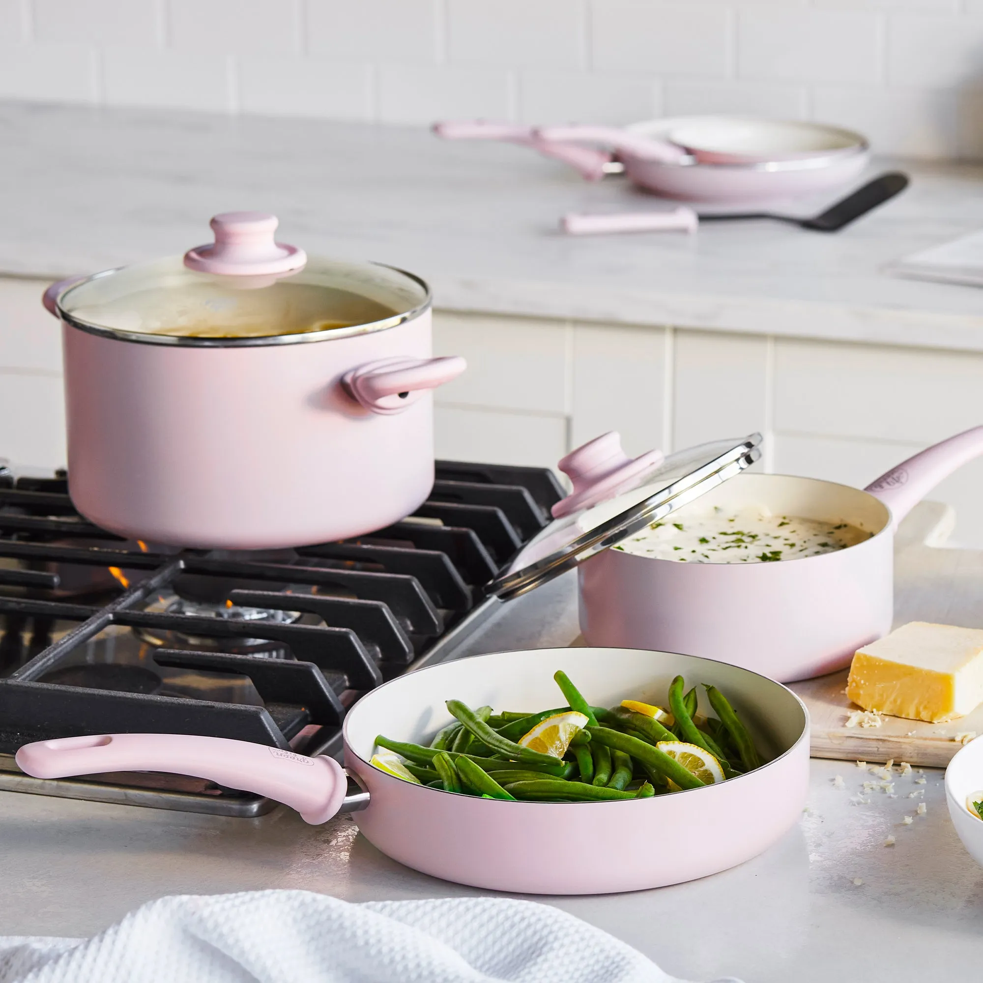 Soft Grip 16-Piece Cookware Set