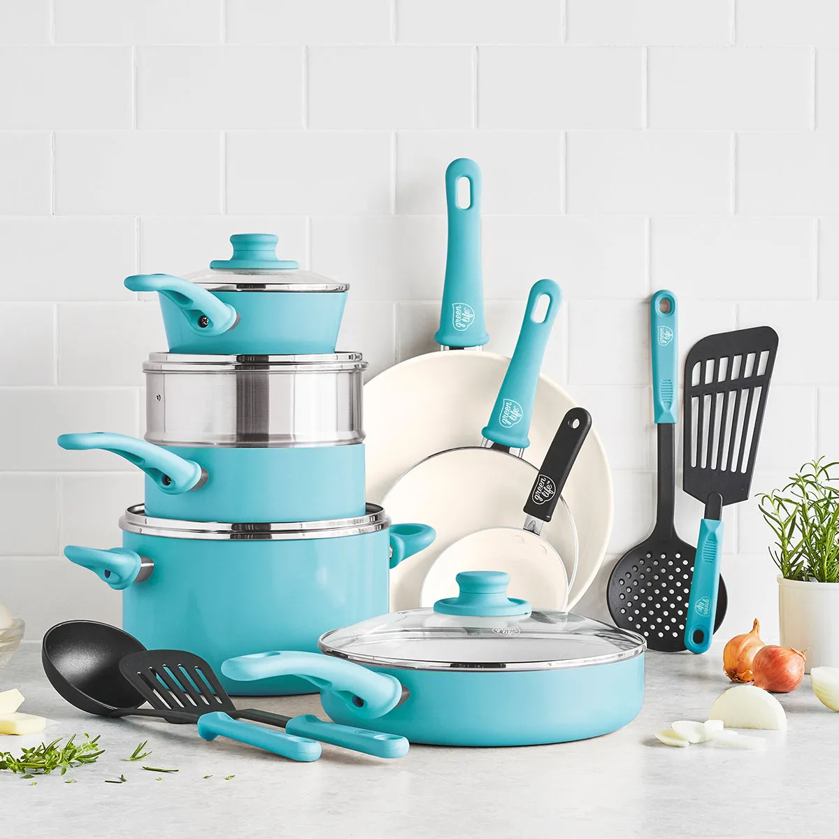 Soft Grip 16-Piece Cookware Set