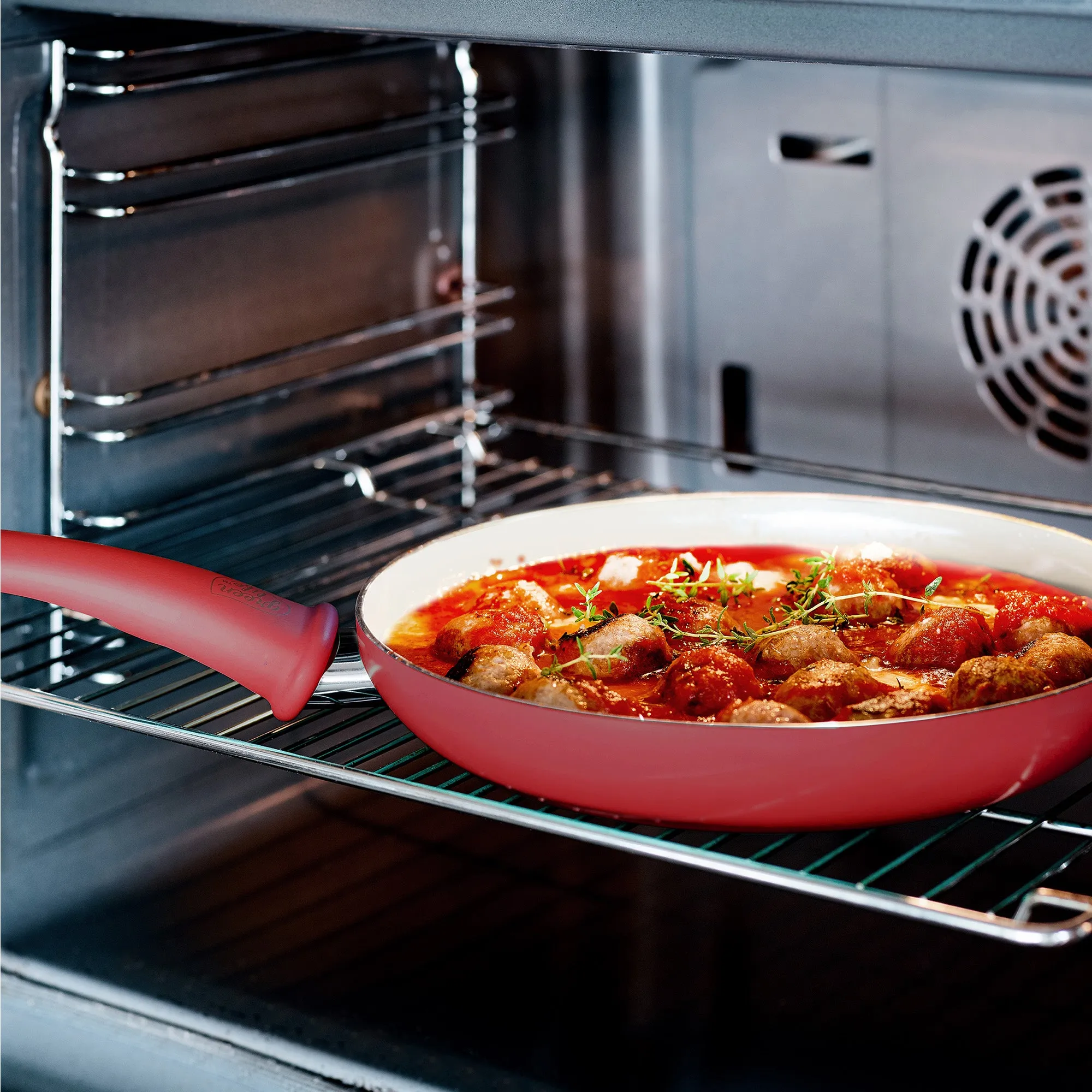 Soft Grip 16-Piece Cookware Set