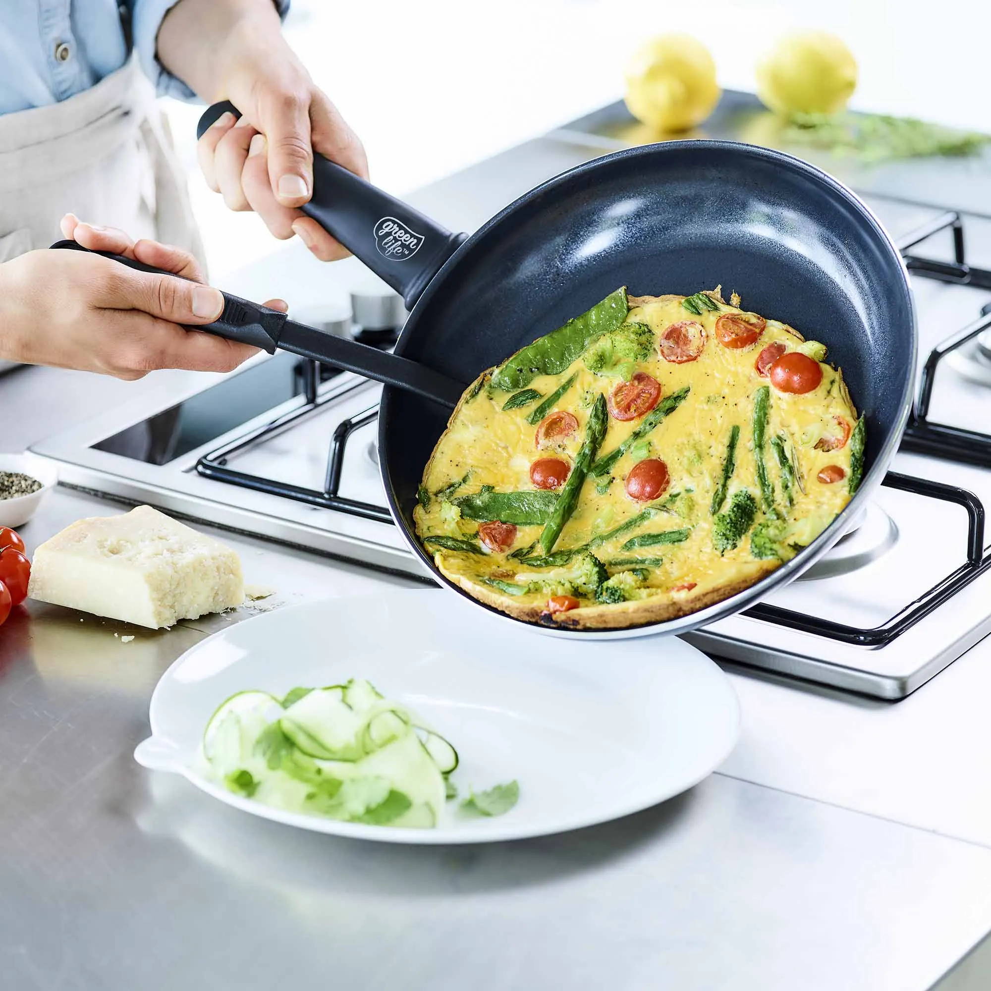 Soft Grip Pro 16-Piece Cookware Set