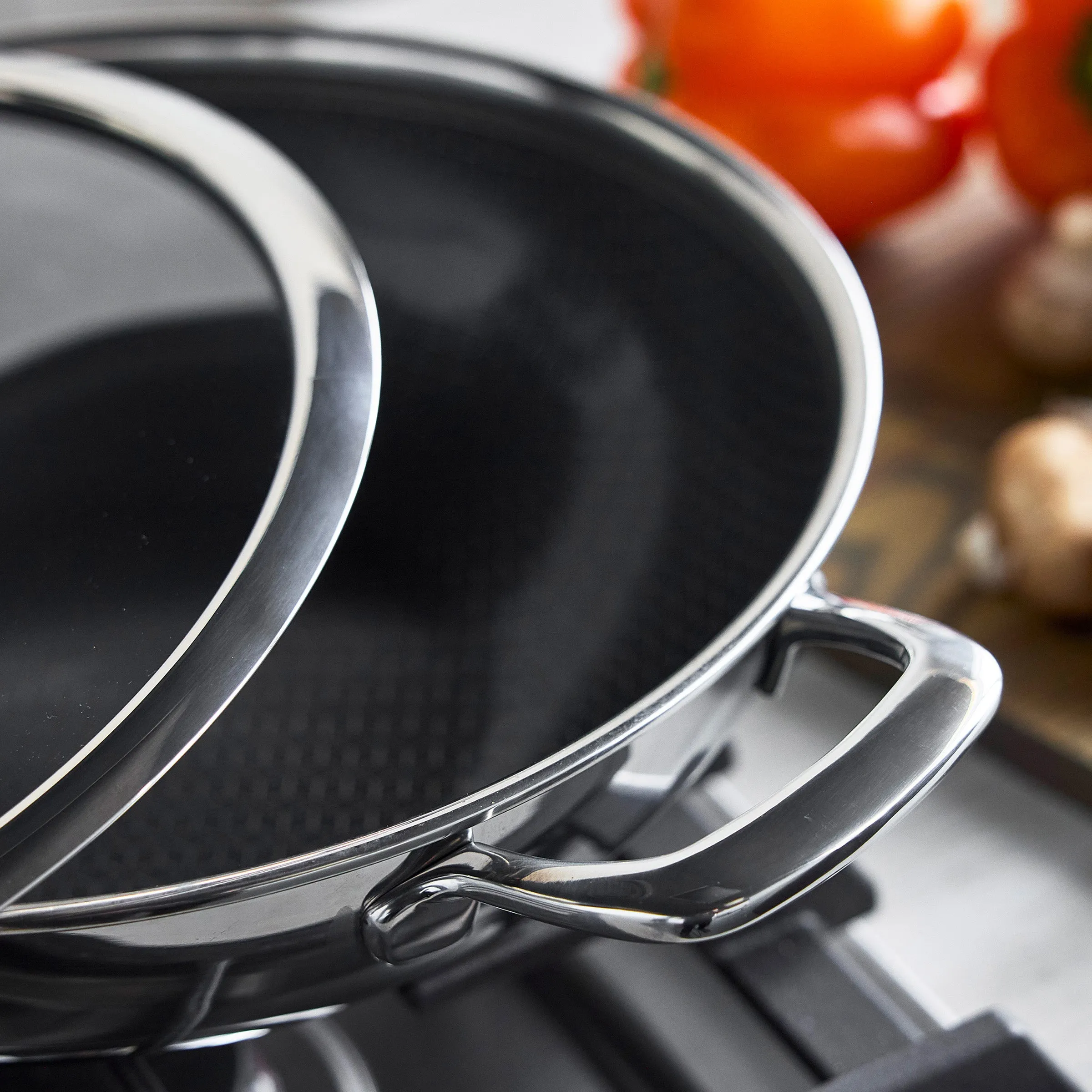 Spectra Thermobond Hybrid Ceramic Nonstick 12" Wok with Lid