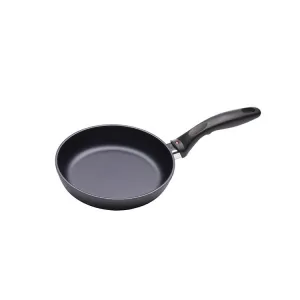 Swiss Diamond XD 8" Nonstick Fry Pan