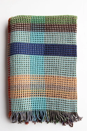 Wilding Honeycomb Throw