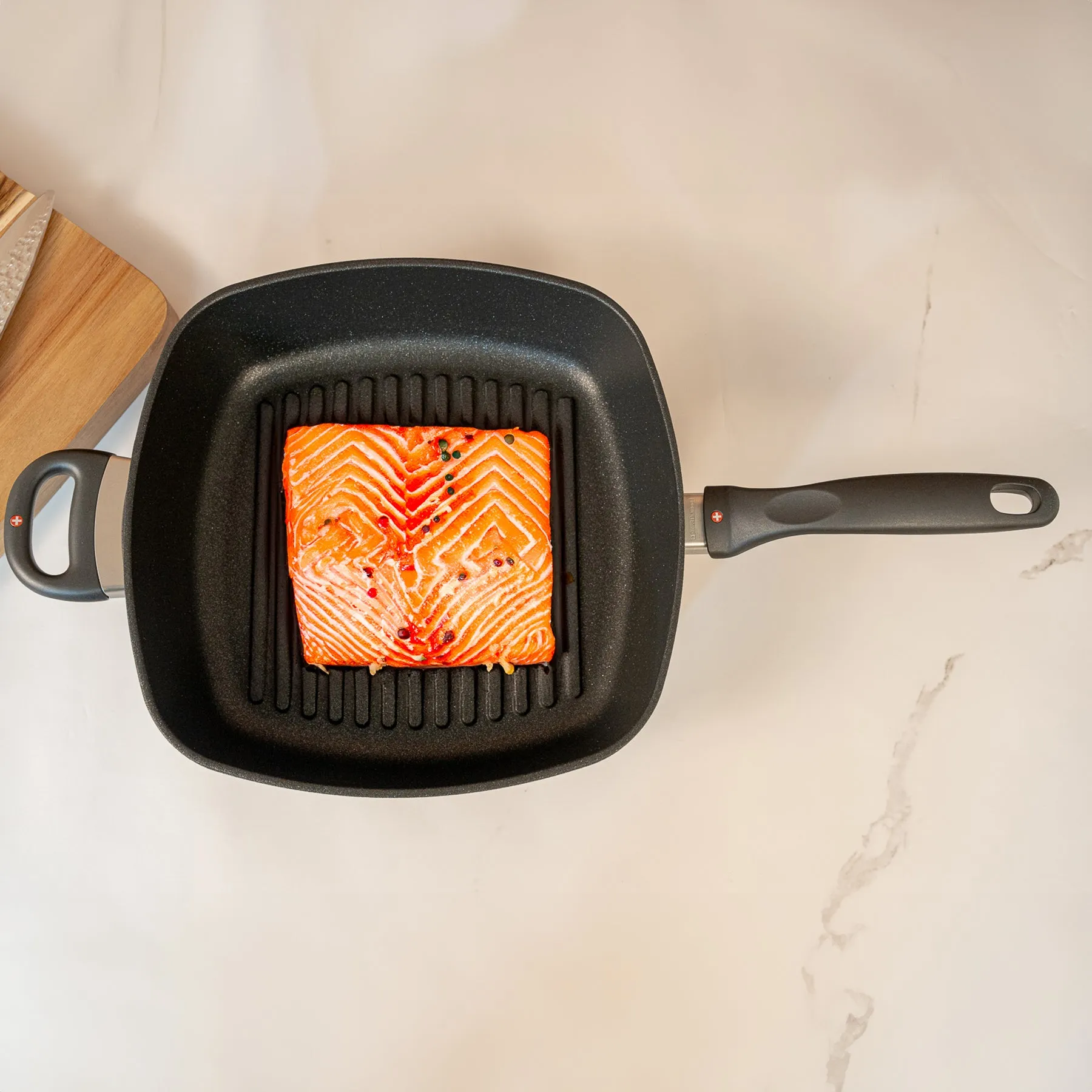 XD Nonstick 11" x 11" Deep Square Grill Pan