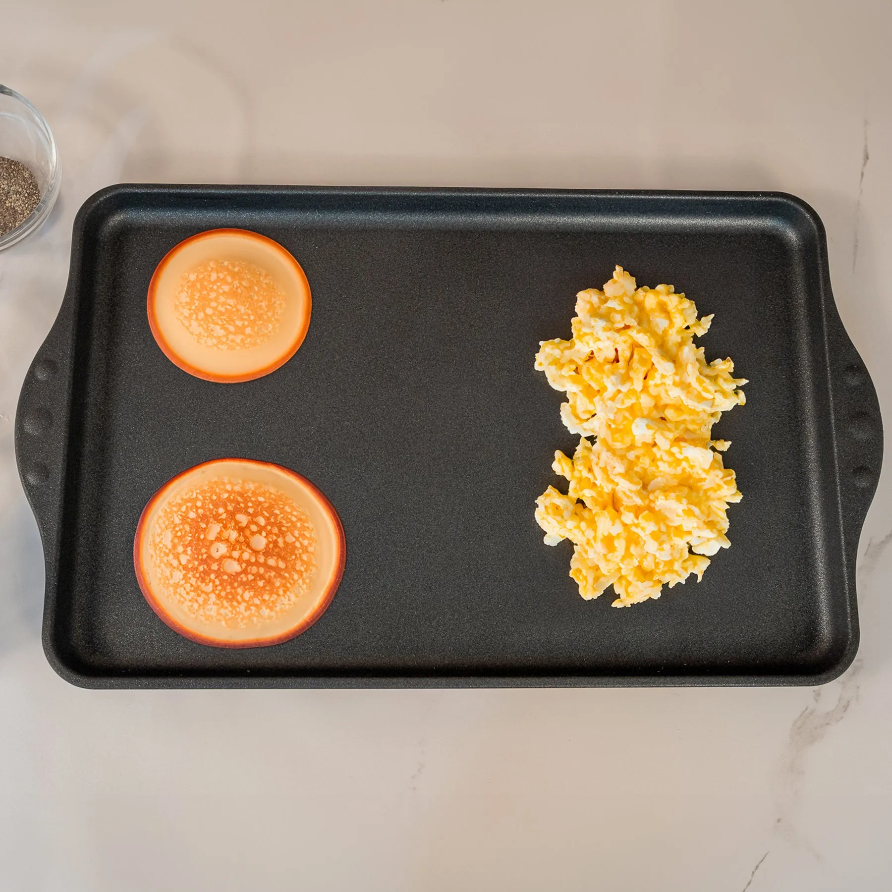 XD Nonstick 17" x 11" Double-Burner Griddle