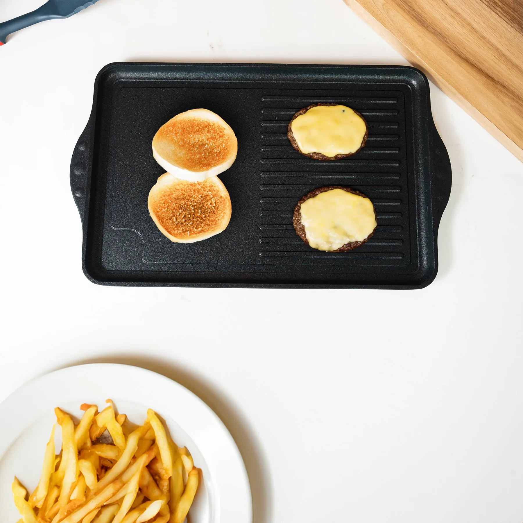 XD Nonstick 17" x 11" Double-Burner Grill/Griddle Combo