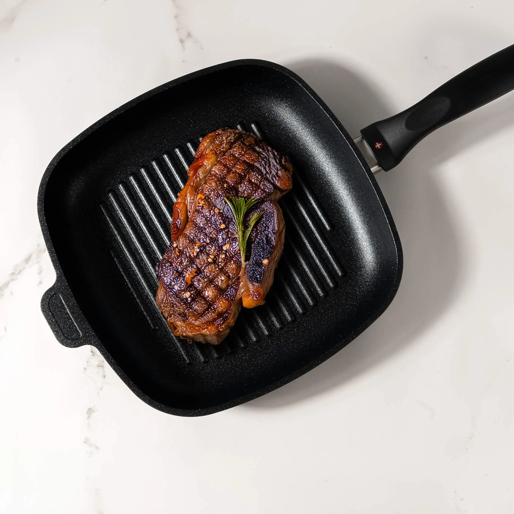 XD Nonstick Square Grill Pan
